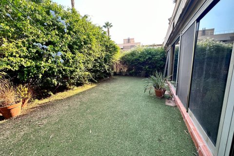 Terreno in affitto a Alicante, Spagna 3 camere da letto, 200 mq. N° 165628 - foto 4