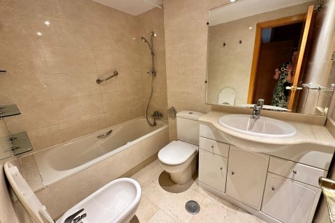 Terreno in affitto a Alicante, Spagna 3 camere da letto, 200 mq. N° 165628 - foto 17