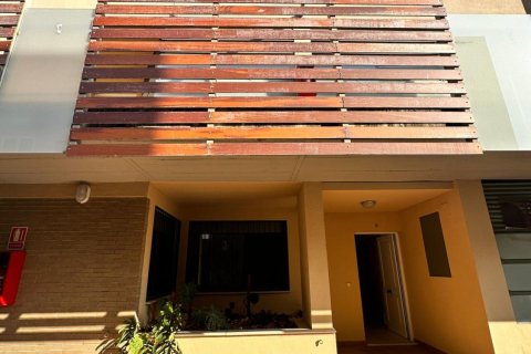 Terreno in affitto a Alicante, Spagna 3 camere da letto, 200 mq. N° 165628 - foto 29