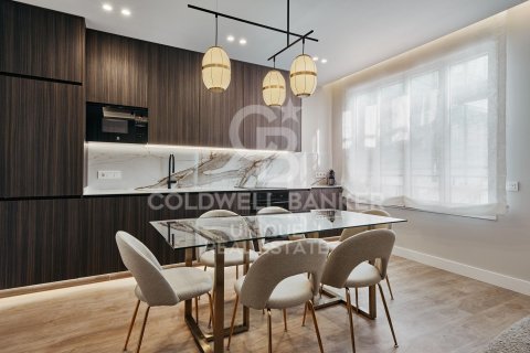 Apartment à vendre à Madrid, Espagne, 3 chambres, 115 m2 No. 178993 - photo 2