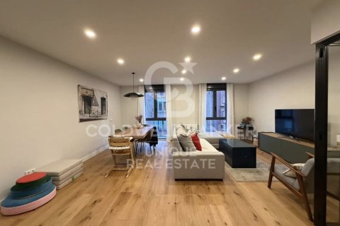 Duplex à vendre à Madrid, Espagne, 3 chambres, 267 m2 No. 178995 - photo 3
