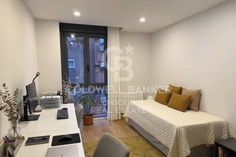 Duplex à vendre à Madrid, Espagne, 3 chambres, 267 m2 No. 178995 - photo 11