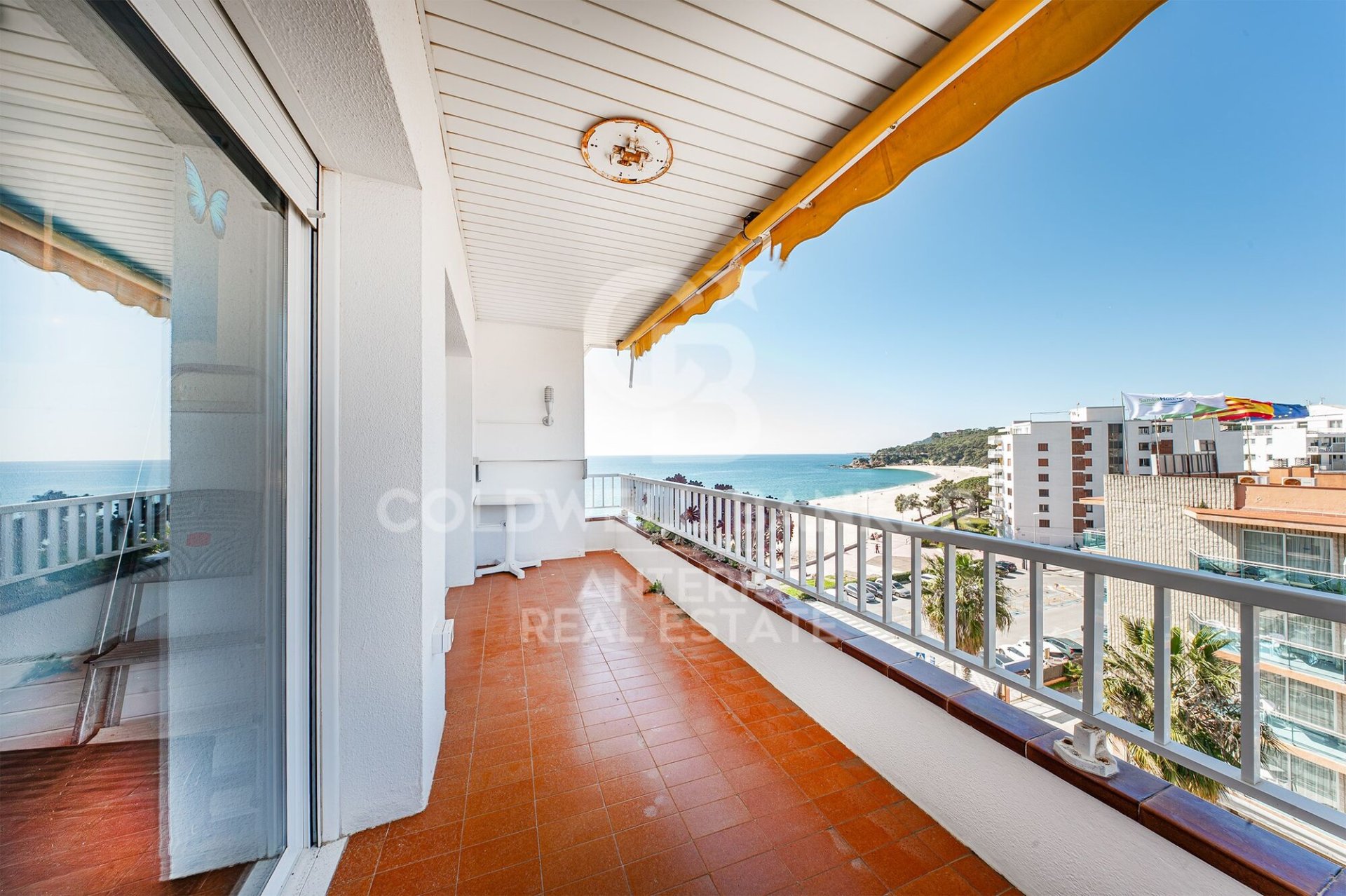 Apartment in Lloret de Mar, Girona, Spain 2 bedrooms, 90 sq.m. No. 178996