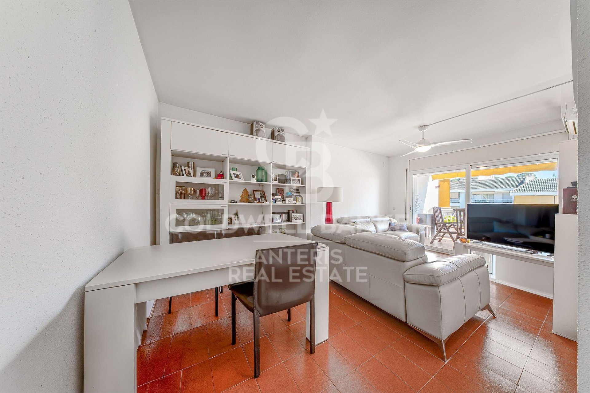 Apartment in Lloret de Mar, Girona, Spain 2 bedrooms, 90 sq.m. No. 178996