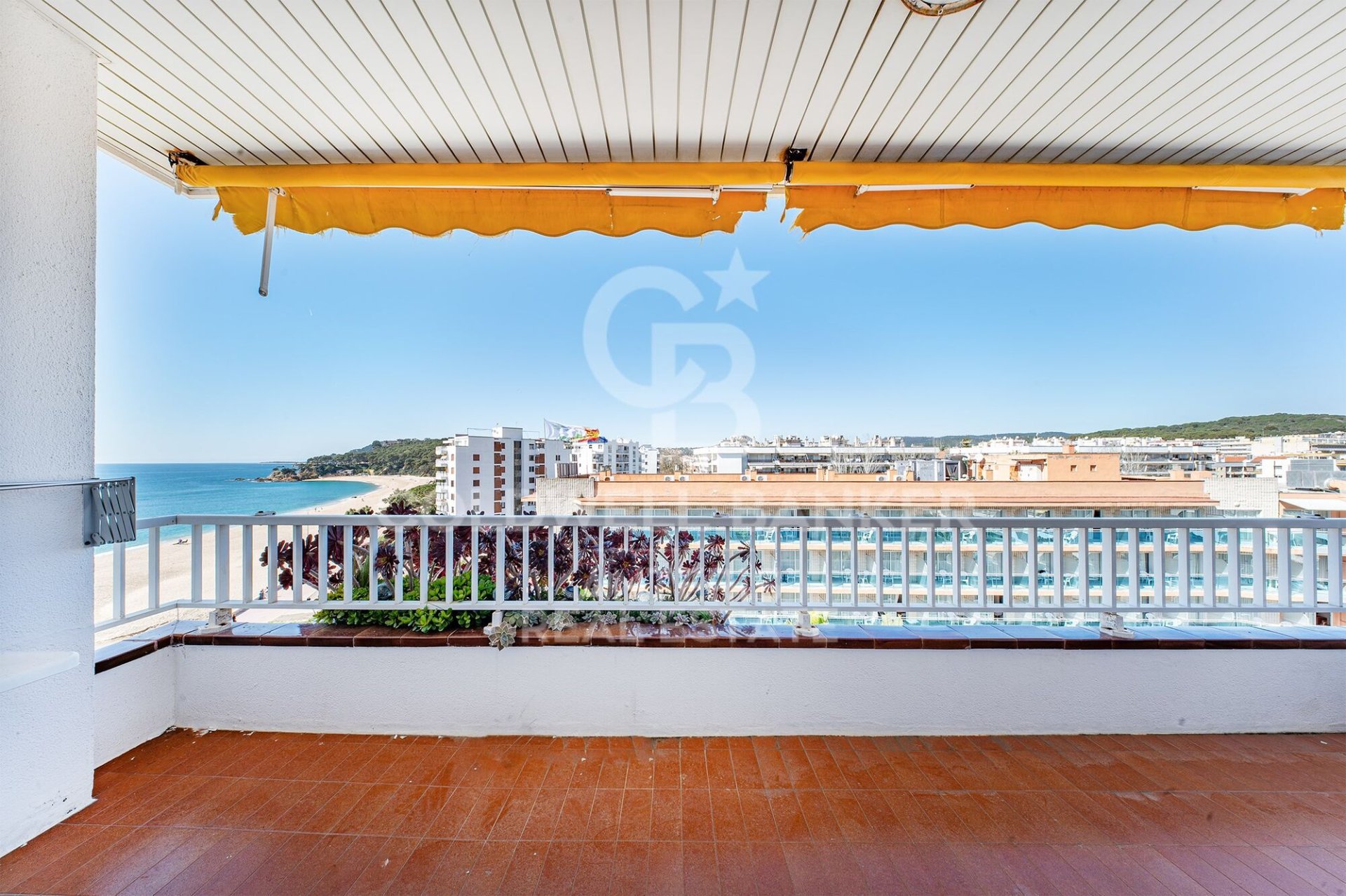 Apartment in Lloret de Mar, Girona, Spain 2 bedrooms, 90 sq.m. No. 178996