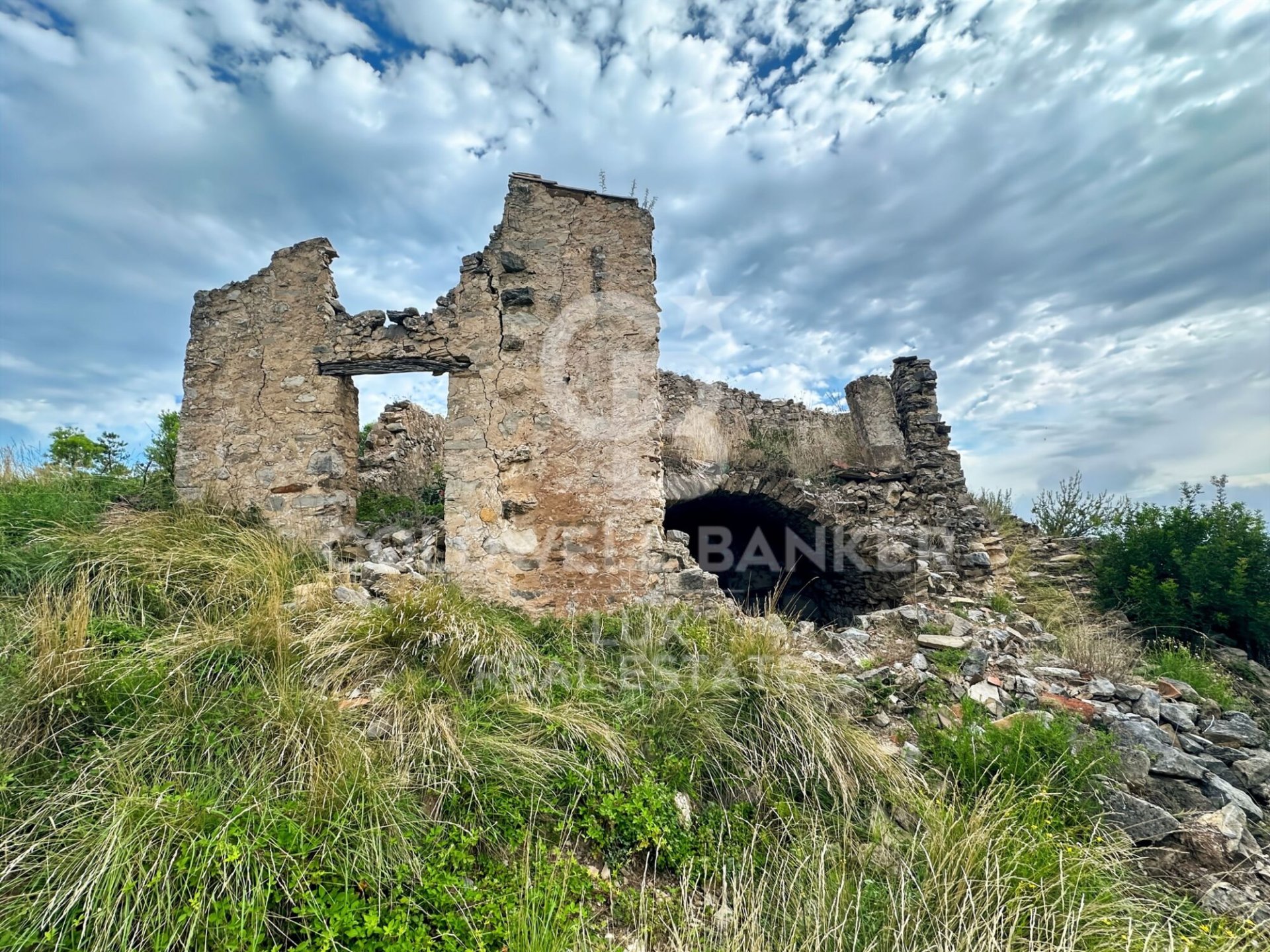 Земельный участок в Жирона, Герона, Испания 242246м2 №178992