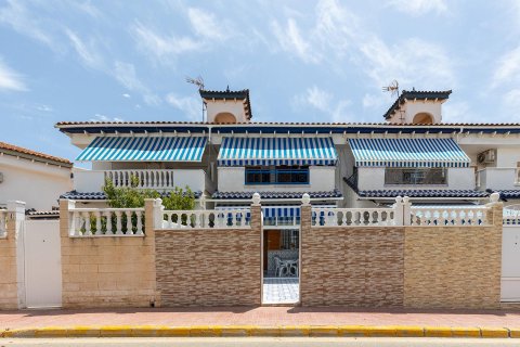 Bungalow till salu i La Mata, Alicante, Spanien 2 sovrum,  Nr. 144553 - foto 1