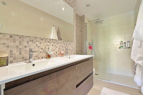 Apartament w Punta Prima, Alicante, Hiszpania 2 sypialnie, 79 mkw. nr 144551 – zdjęcie 30