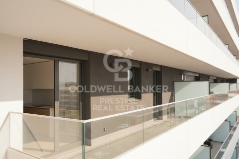 Apartment for sale in Badalona, Barcelona, Spain 4 bedrooms, 121 sq.m. No. 160142 - photo 9