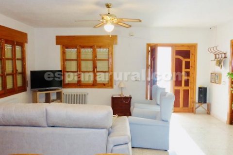 Villa zum Verkauf Baza, Granada, Spanien 4 Schlafzimmer, 160 m2 Nr. 113676 - Foto 4