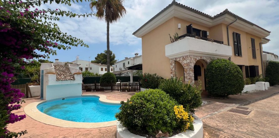 Villa Platja De Muro, Mallorca, Spanien 3 sovrum, 130 kvm. Nr. 137515