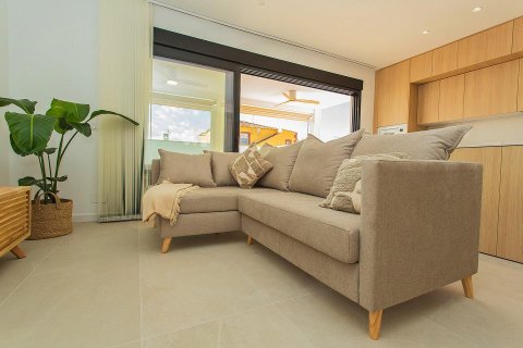 Townhouse for sale La Siesta, Alicante, Spain 2 bedrooms, 104 sq.m. No. 116145 - photo 9