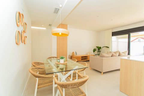 Townhouse for sale La Siesta, Alicante, Spain 2 bedrooms, 104 sq.m. No. 116145 - photo 12