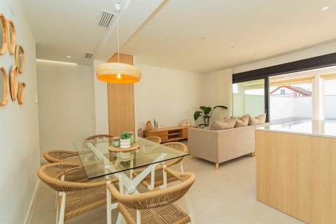 Townhouse for sale La Siesta, Alicante, Spain 2 bedrooms, 104 sq.m. No. 116145 - photo 13
