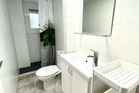 Appartamento in affitto a Alicante, Spagna 2 camere da letto, 71 mq. N° 167760 - foto 14