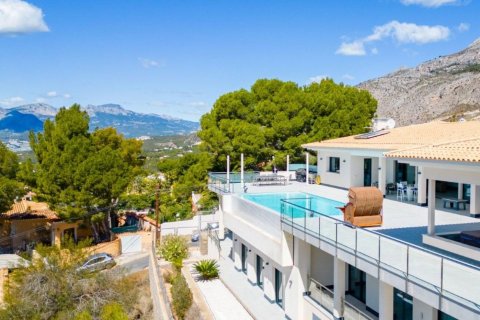 Villa for sale in Zona Altea Hills, Alicante, Spain 5 bedrooms, 680 sq.m. No. 167765 - photo 12