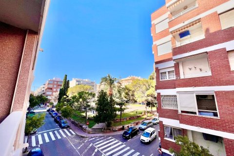Apartament w Torrevieja, Alicante, Hiszpania 2 sypialnie, 67 mkw. nr 167766 – zdjęcie 6