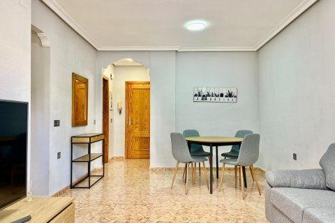 Apartament w Torrevieja, Alicante, Hiszpania 2 sypialnie, 67 mkw. nr 167766 – zdjęcie 23