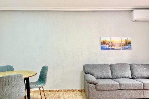 Apartament w Torrevieja, Alicante, Hiszpania 2 sypialnie, 67 mkw. nr 167766 – zdjęcie 13