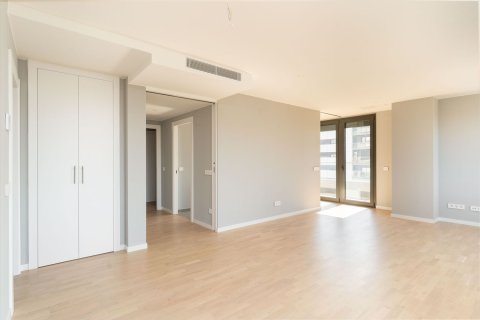 Apartment for sale in Badalona, Barcelona, Spain 4 bedrooms, 141 sq.m. No. 160986 - photo 5
