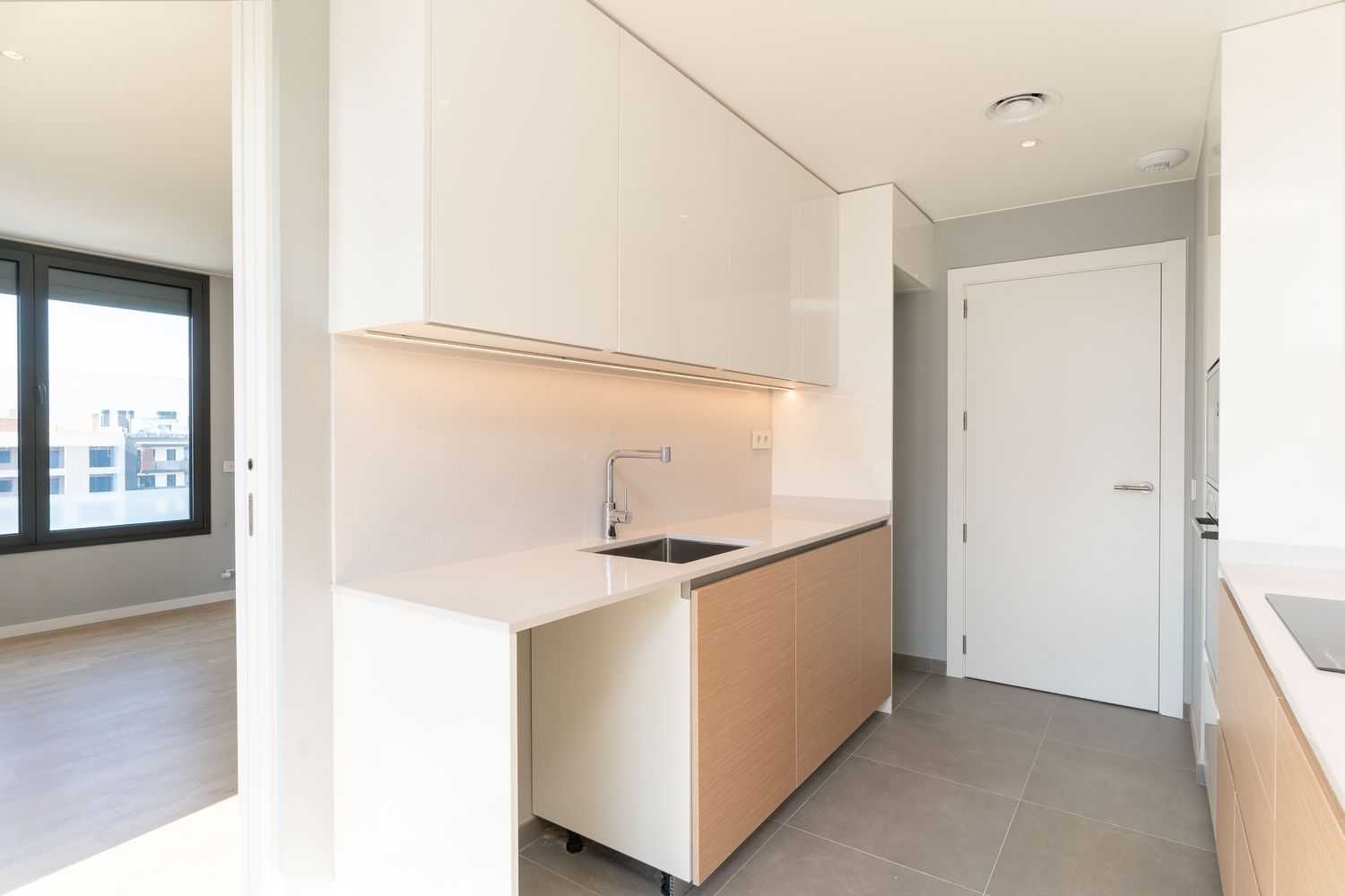 Apartamento en Badalona, Barcelona, España 4 dormitorios, 141 m2 No. 160986