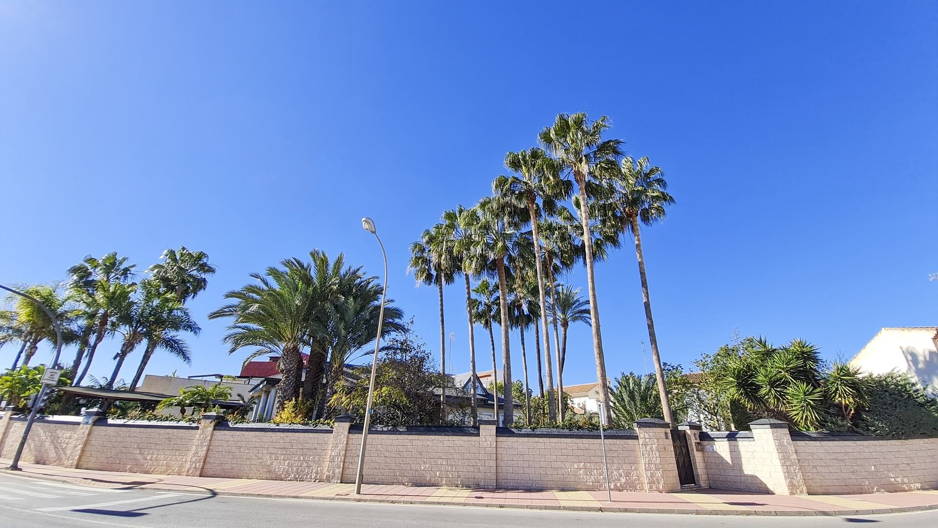 Villa a San Pedro del Pinatar, Murcia, Spagna 5 camere da letto, 780 mq. N° 99784