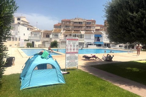 Casa adosada en venta Torrevieja, Alicante, España 2 dormitorios, 130 m2 No. 138404 - foto 25