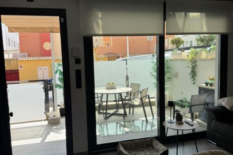 Casa adosada en venta Guardamar del Segura, Alicante, España 3 dormitorios, 120 m2 No. 138405 - foto 9