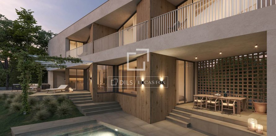 Villa in Vilassar de Dalt, Barcelona, Spain 4 bedrooms, 336 sq.m. No. 150448