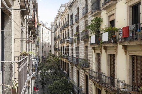 Lägenhet till salu i Barcelona, Spanien 3 sovrum, 122 kvm. Nr. 150451 - foto 9