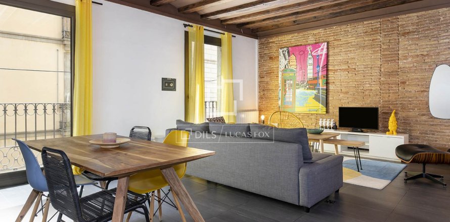 Lägenhet i Barcelona, Spanien 3 sovrum, 122 kvm. Nr. 150451