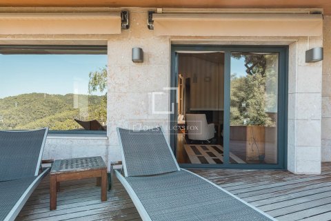 Villa for sale in Barcelona, Spain 7 bedrooms, 659 sq.m. No. 150452 - photo 13