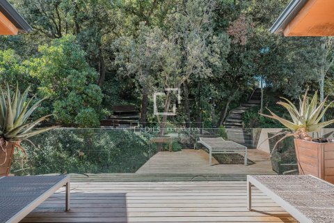 Villa for sale in Barcelona, Spain 7 bedrooms, 659 sq.m. No. 150452 - photo 22