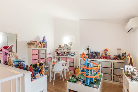 Villa en venta en Sant Cugat del Vallès, Barcelona, España 5 dormitorios, 248 m2 No. 150450 - foto 21