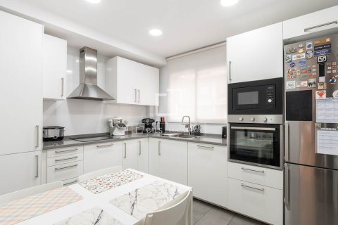 Villa en venta en Sant Cugat del Vallès, Barcelona, España 5 dormitorios, 248 m2 No. 150450 - foto 10