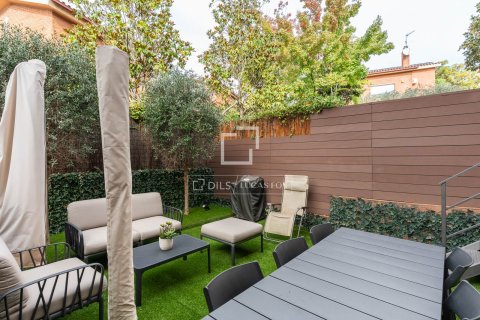 Villa en venta en Sant Cugat del Vallès, Barcelona, España 5 dormitorios, 248 m2 No. 150450 - foto 27