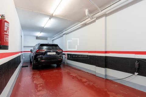 Villa en venta en Sant Cugat del Vallès, Barcelona, España 5 dormitorios, 248 m2 No. 150450 - foto 30