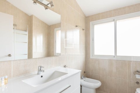 Villa en venta en Sant Cugat del Vallès, Barcelona, España 5 dormitorios, 248 m2 No. 150450 - foto 24