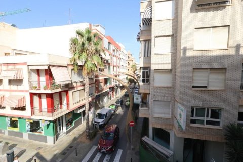 Dzīvoklis pārdošanā Torrevieja, Alicante, Spānijā 3 istabas, 104 m2 Nr. 196441 - attēls 2