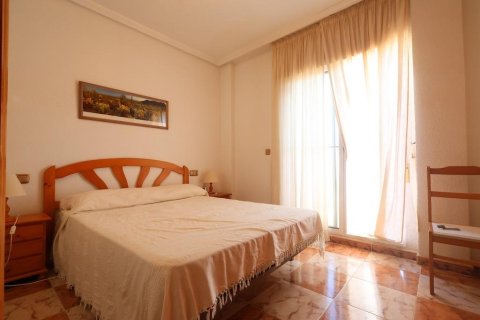 Townhouse zum Verkauf in Alicante, Spanien 2 Schlafzimmer, 80 m2 Nr. 196443 - Foto 12
