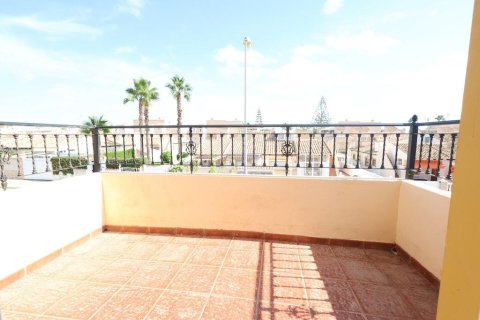 Townhouse zum Verkauf in Alicante, Spanien 2 Schlafzimmer, 80 m2 Nr. 196443 - Foto 18