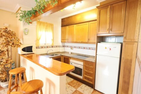 Townhouse zum Verkauf in Alicante, Spanien 2 Schlafzimmer, 80 m2 Nr. 196443 - Foto 6