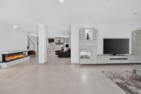 Продажа виллы в Бенихофар, Аликанте, Испания 5 спален, 214м2 №196445 - фото 22