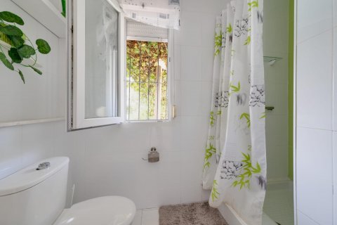 Huoneisto myytävänä Cabo Roig, Alicante, Espanja, 2 makuuhuonetta, 82 m2 No. 116959 - kuva 15