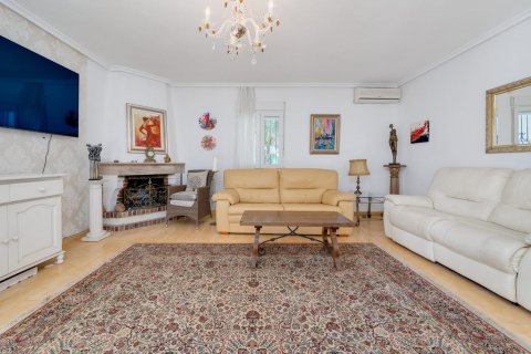 Huoneisto myytävänä Cabo Roig, Alicante, Espanja, 2 makuuhuonetta, 82 m2 No. 116959 - kuva 17