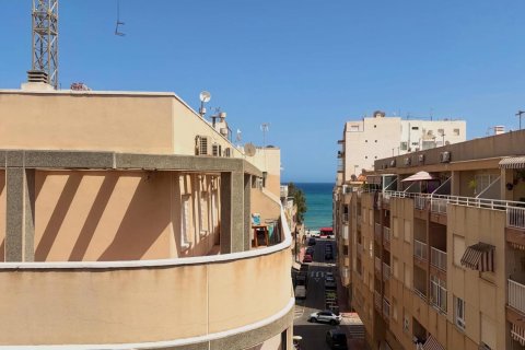 Apartamento en venta en Torrevieja, Alicante, España 3 dormitorios, 86 m2 No. 193194 - foto 4