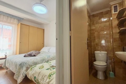 Apartamento en venta en Torrevieja, Alicante, España 3 dormitorios, 86 m2 No. 193194 - foto 8