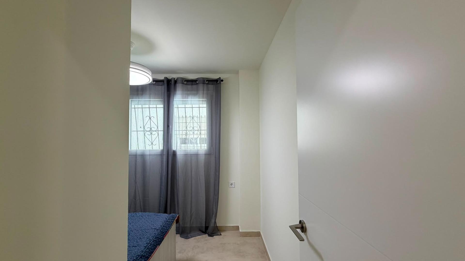 Bungalow in La Veleta, Alicante, Spain 2 bedrooms, 61 sq.m. No. 193193