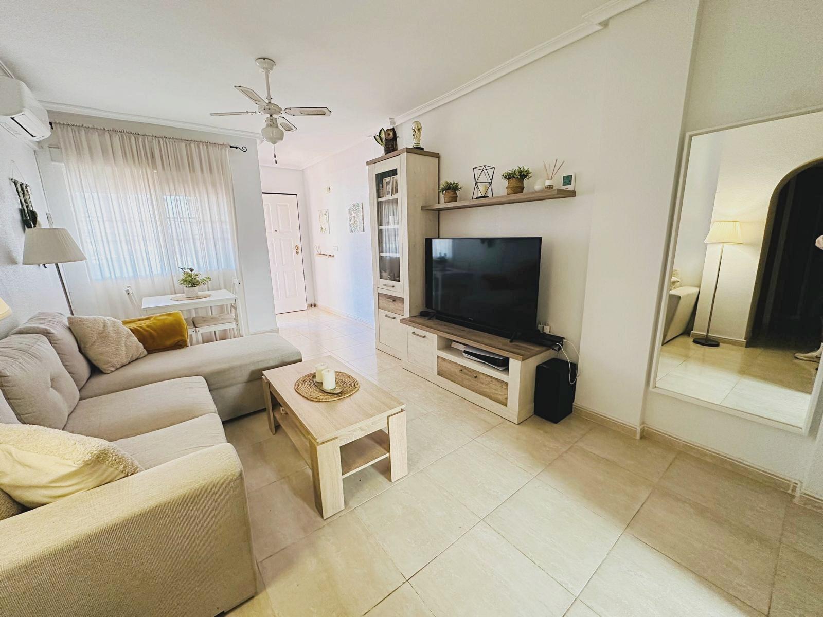 Bungalow in Los Altos, Alicante, Spain 2 bedrooms, 80 sq.m. No. 193196