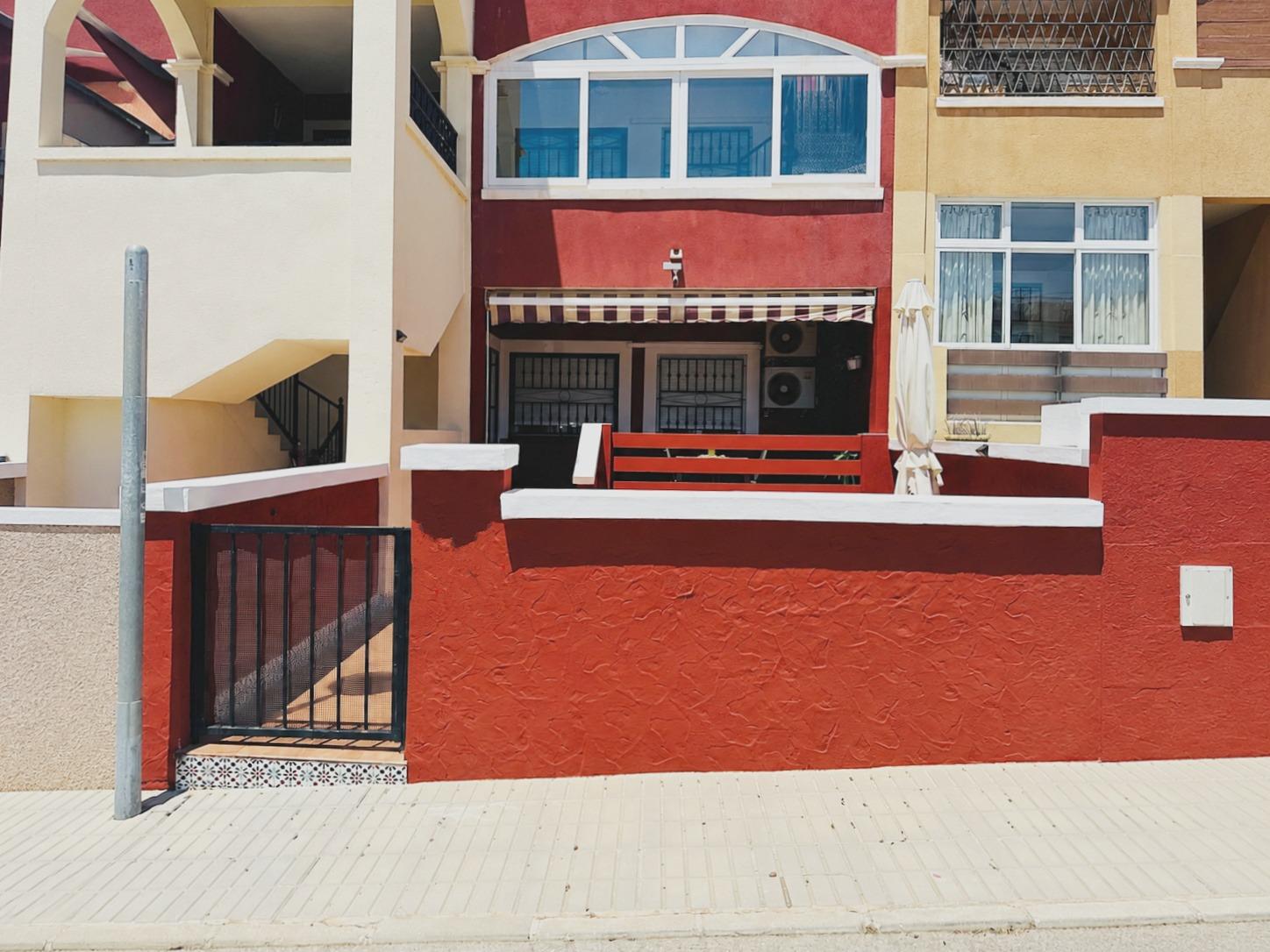 Bungalow in Los Altos, Alicante, Spain 2 bedrooms, 80 sq.m. No. 193196